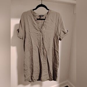 Hilary Radley Oliver Green Casual V-Neck Short Sleeve Dress